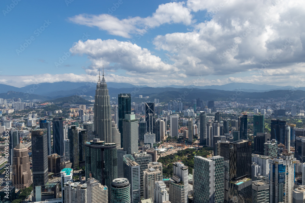 Tour Petronas et paysage urbain à Kuala Lumpur, Malaisie