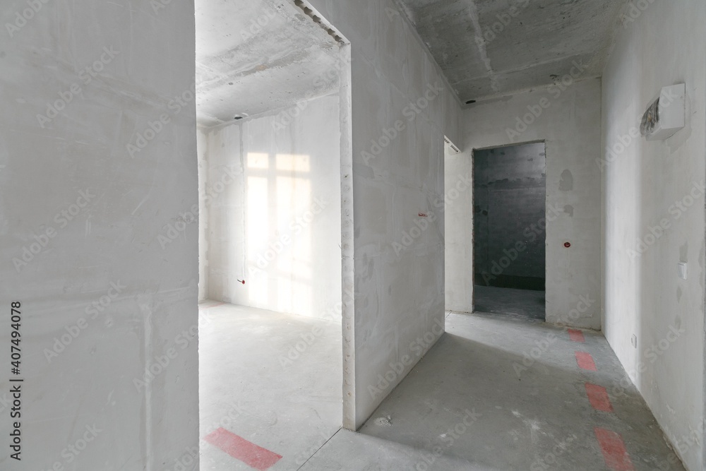 Obraz premium interior of the apartment without decoration in gray colors