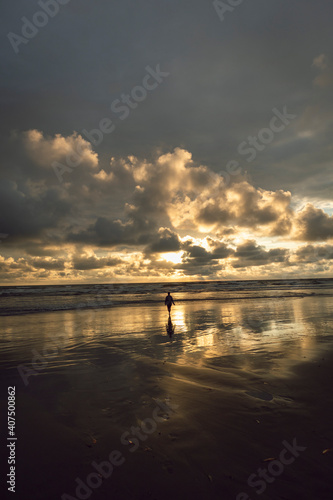 Photograph of a sunset on the beach of the Uramba National Natural Park in the Colombian Pacific. Ladrilleros, Juanchaco, Bahía Málaga Valle del Cauca, Colombia. © Jhon Gracia