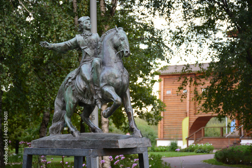 MOSCOW, RUSSIA - September 3, 2020: Statue near Tsar Aleksey Mikhailovich wooden palace on the territory of Architectural and natural Landscape museum Kolomenskoye