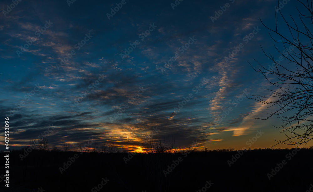 Fototapeta premium sunset over the city