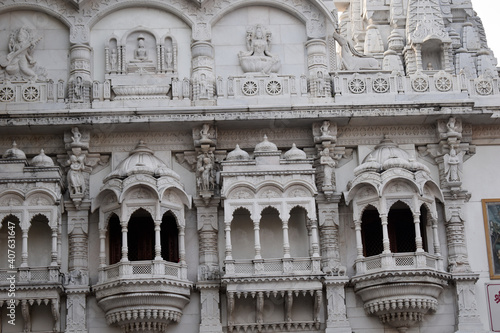 Close-up shot Carved Marble Windows of Shree Shantinath Bhagwan Jain Mandir, Bhopla Chowk Pune Camp, Maharashatra. photo