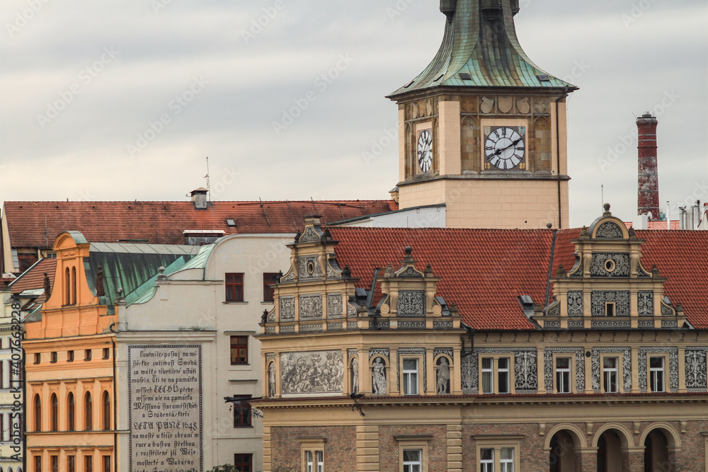 Obraz premium Ein Prager Kleinod; Altstädter Wasserwerk an der Moldau