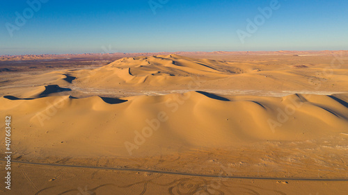 Valokuva Aerial view of Libyan desert at the intersection of the Libyan, Tunisian and Alg