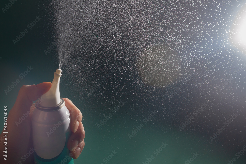 Spray the nasal spray with an aerosol. Small splashes of sea water.