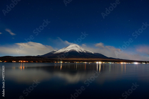 2021年12月31日 大晦日 山中湖からの富士山 © nobuki