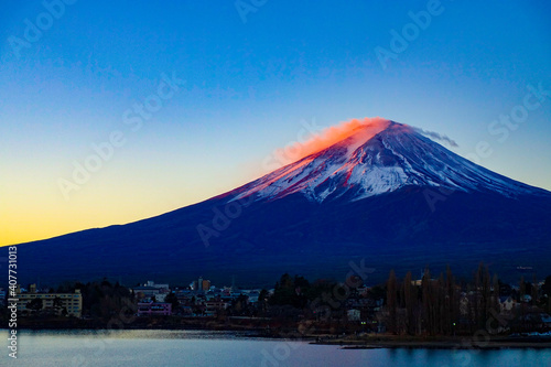 2021年1月1日 元旦 河口湖からの富士山