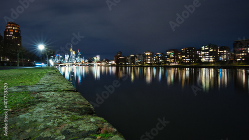 Obraz na płótnie Skyline Frankfurt am Main Langzeitaufnahme w salonie