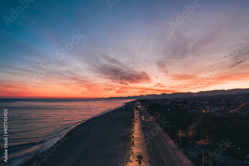 Citt   di Locri vista aerea notturna al tramonto  Calabria .
