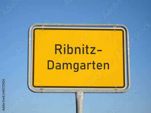 Ortsschild Ribnitz-Damgarten photo