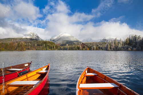 Obraz na płótnie Mountain lake Strbske pleso in National Park High Tatras at sunrise, Slovakia, Europe w salonie