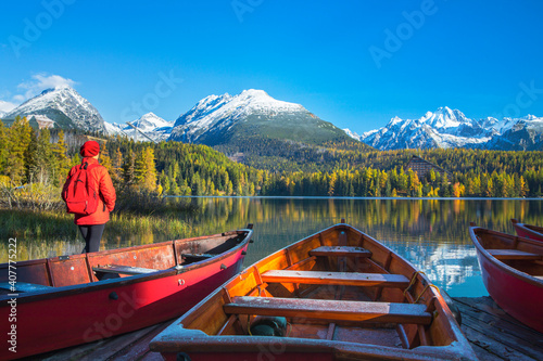 Obraz na płótnie Scenic mountain lake Strbske pleso (Strbske lake) and High Tatras national park, Slovakia w salonie