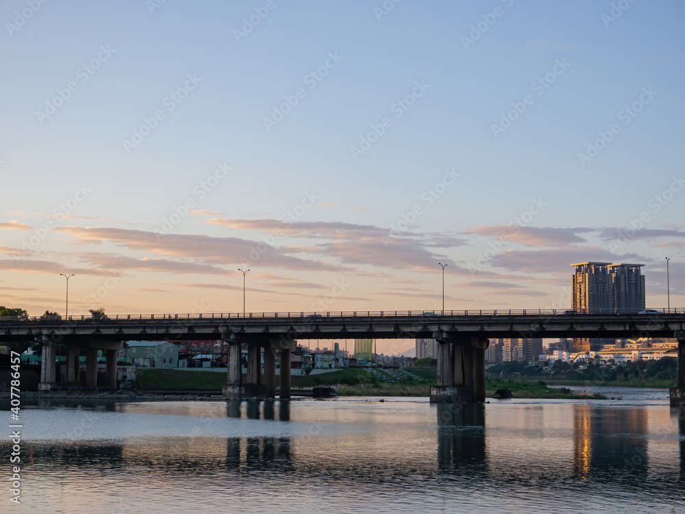 Afternoon view of the Bitan Bridge at Xindian District Afternoon view of the Bitan Bridge at Xindian District