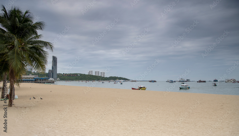  View of Pattaya Beach. People relax on the beach.