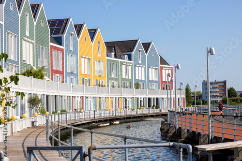 Houten bunte Häuser Häuserfassade Holland Niederlande Ferienhaus