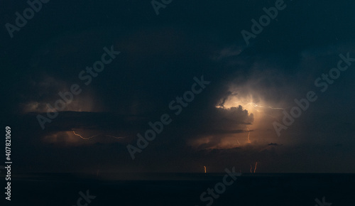 Lightning storm om Mediterranean Sea