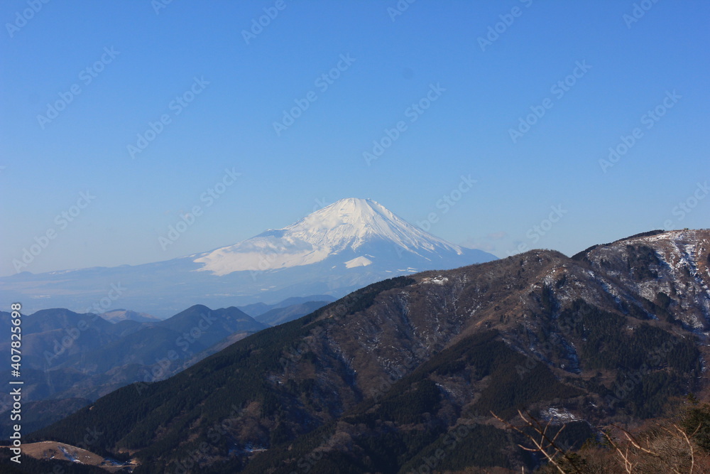 丹沢の名峰「大山「から見た風景、冨士山