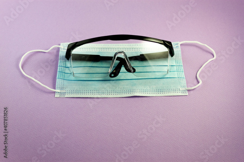 safety glasses and a medical mask2 photo