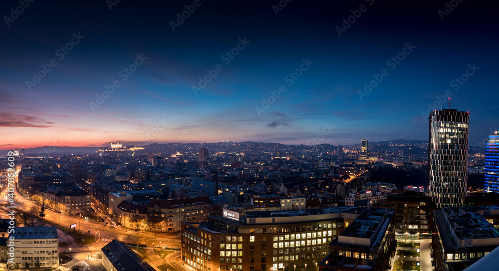 Obraz premium night view of the city