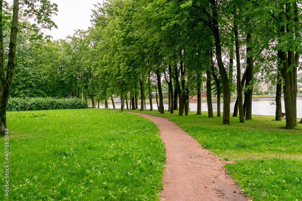 Path in the green summer Park