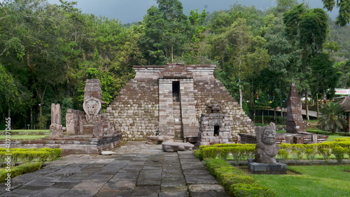 Tableau sur toile Front view Ancient Sukuh temple pyramid structure in Central Java Indonesia