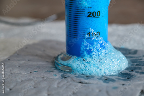 Bilde på lerret Test the chemicals on the absorbent pads