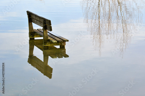 The public bench and the flooded lake. © Didier San Martin