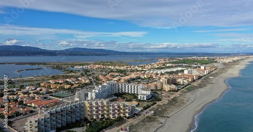 plage de port-Leucate et de Barcarès vue du ciel © Lotharingia
