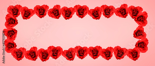 Rosen-Herzen als Rahmen  zum Valentinstag