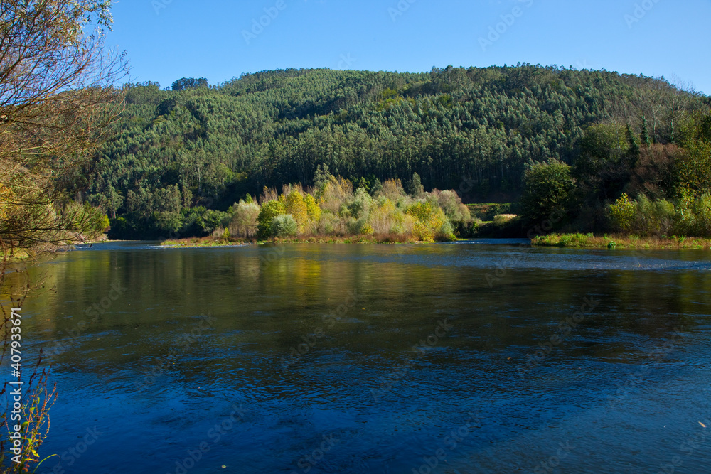 Río Nalón,,tramo bajo alrededor de Pravia, Asturias Río Nalón,,tramo bajo alrededor de Pravia, Asturias