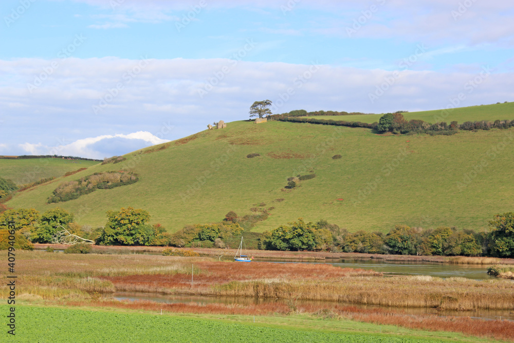 Fototapeta premium Dart Valley, Devon in autumn