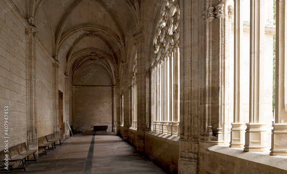 Claustro de la catedral de Segovia 
