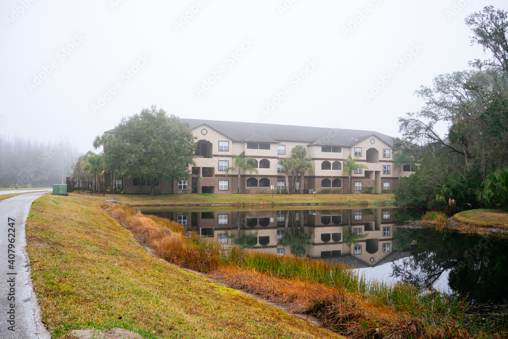 Florida house and pond reflection	