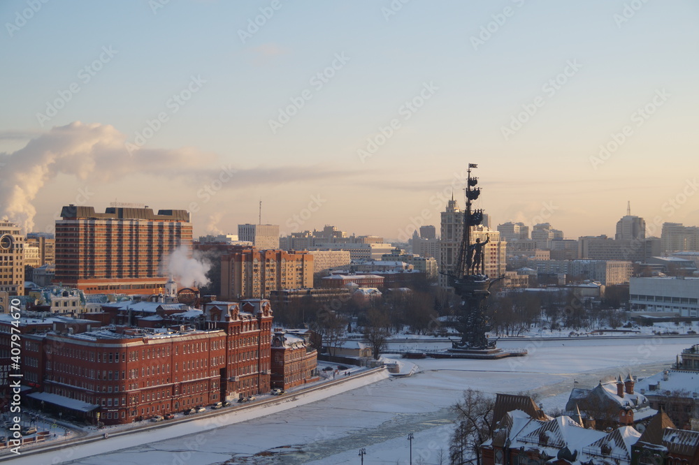 Moscow: monument to Peter the Great in Moscow
