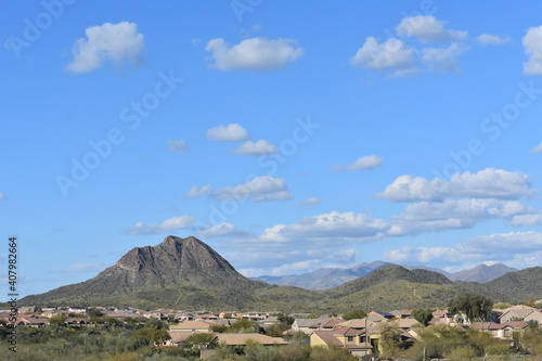 Foto Beautiful shot of the Gavilan Peak mountain view north of Phoenix in New River,