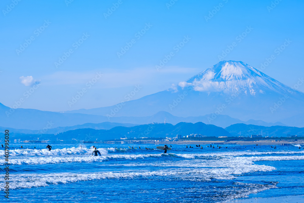 【神奈川県 江ノ島】湘南の海と富士山