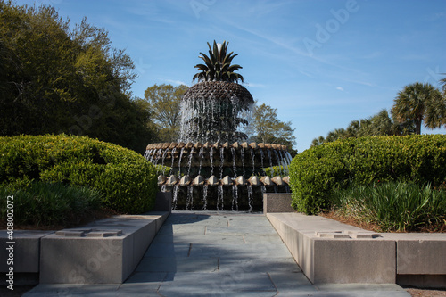 Pineapple fountain charleston north carolina