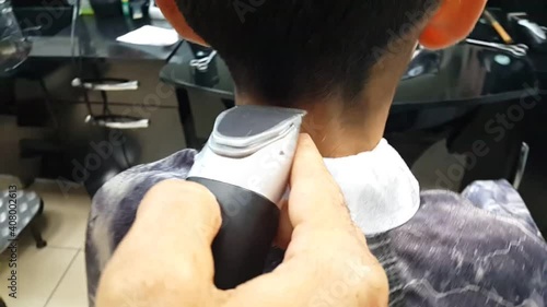 children's haircut barber