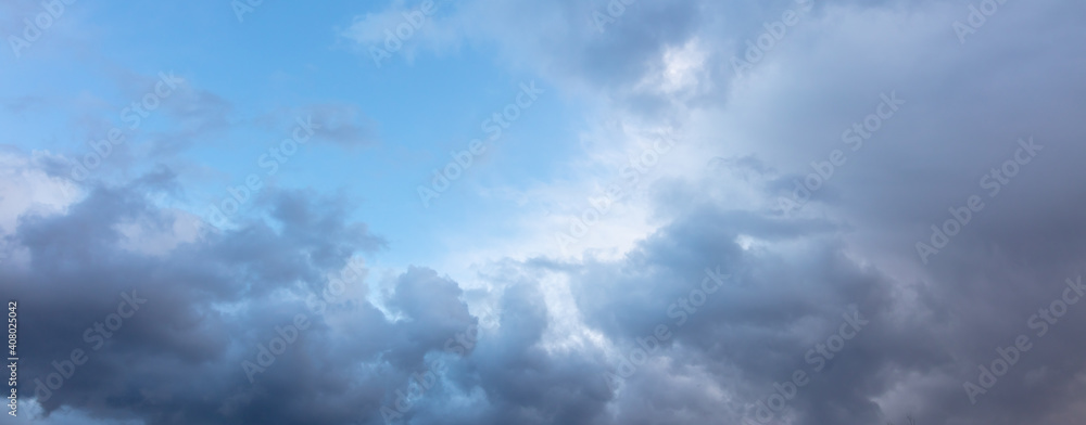 Obraz premium Rain clouds in the sky