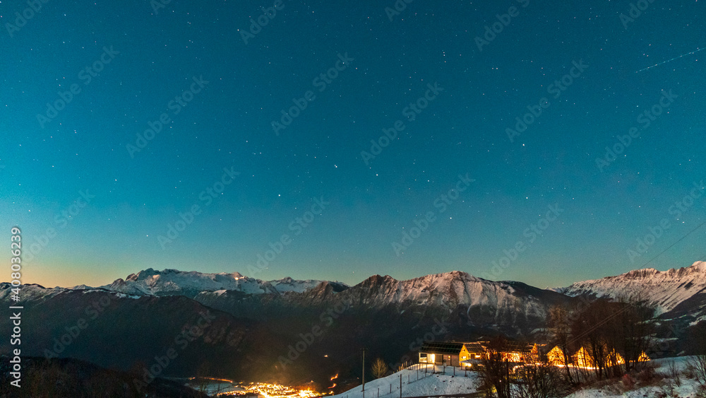 Fototapeta premium Winter evening in the Julian Alps