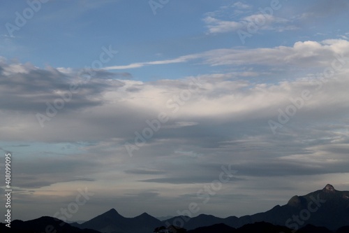 Montanhas de Angra