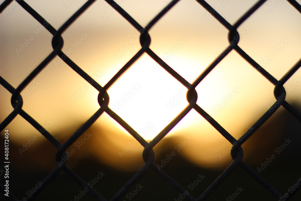 Fototapeta premium My Chainlink Sunset
