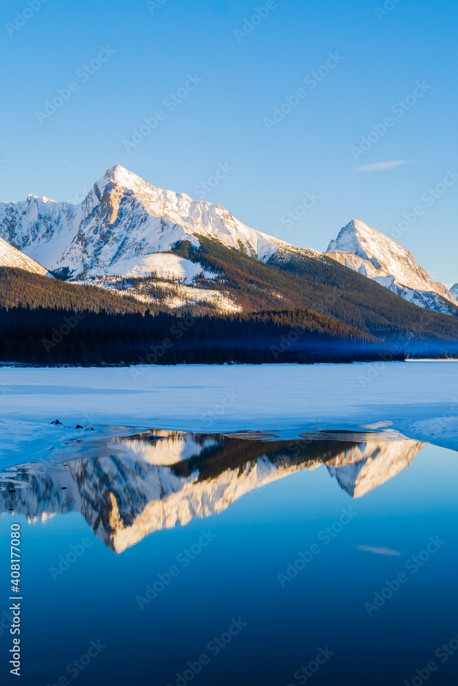 Beautiful view of Maligne Lake in Jasper National Park, Canada