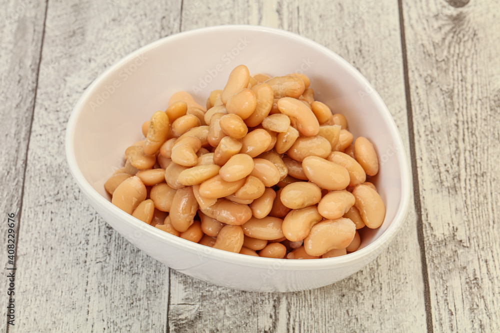 White beans kidney in the bowl White beans kidney in the bowl