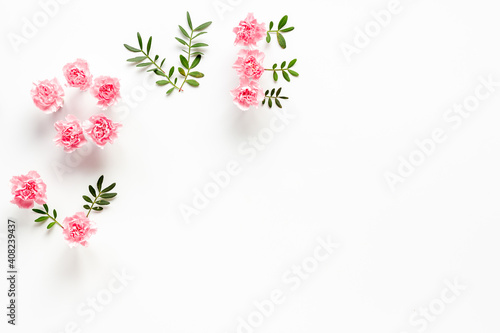 Word Love of flowers - Valentines Day background, top view © 9dreamstudio
