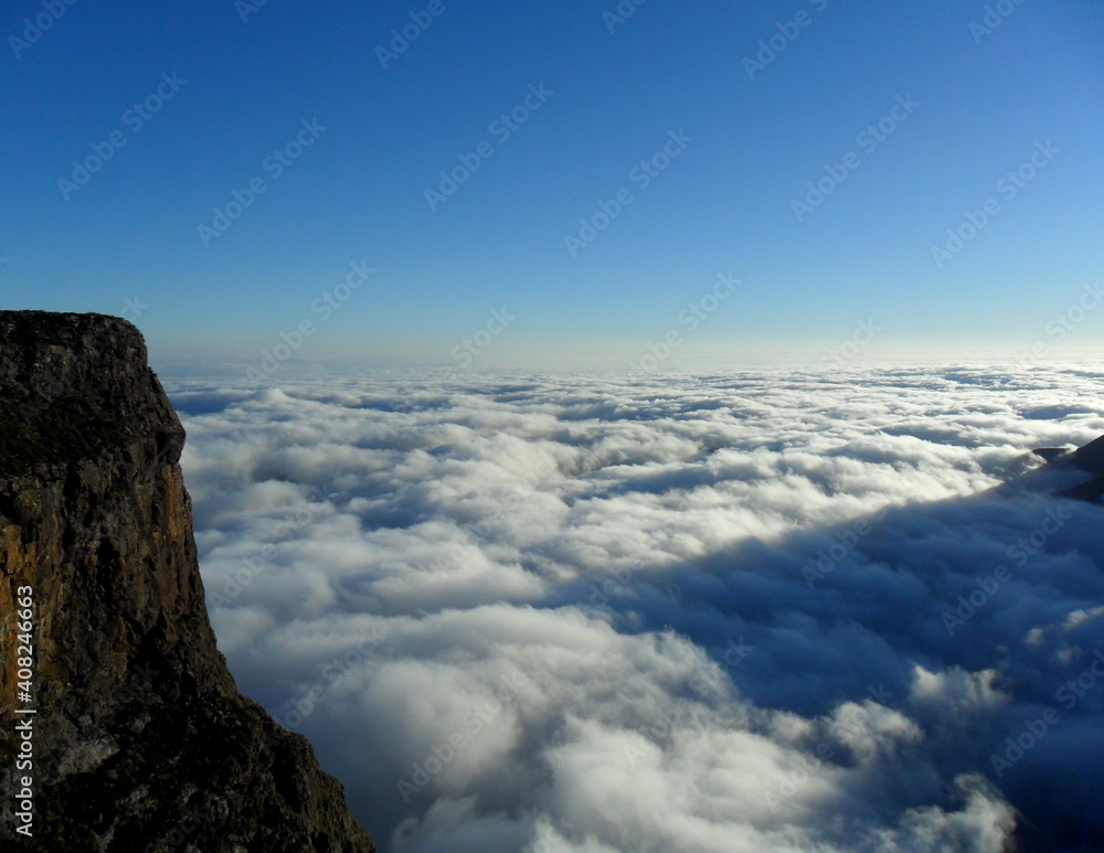 Obraz premium Above the Clouds - Mountain top View