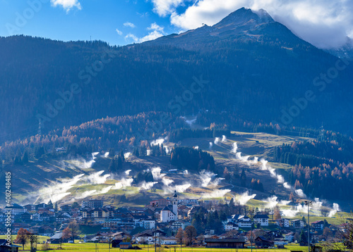 Skipisten werden präpariert für den Winter, Lermoos, Tirorl, Österreich