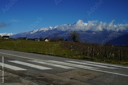 janvier en savoie entre neige et montagne