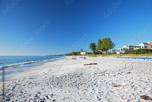 Strand auf der Insel Longboat Key am Golf von Mexico, Florida photo