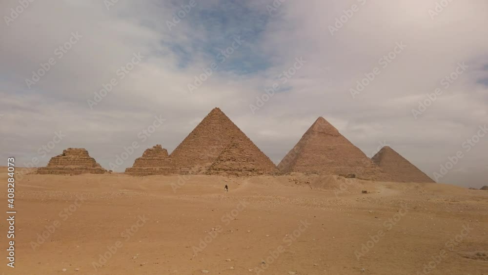 View of the great pyramids of Gizeh in Egypt View of the great pyramids of Gizeh in Egypt